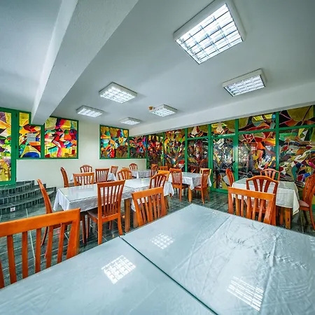 מלון Zdravets גולדן סנדס