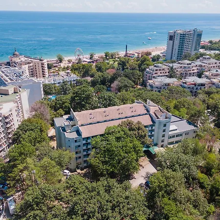 Zdravets גולדן סנדס